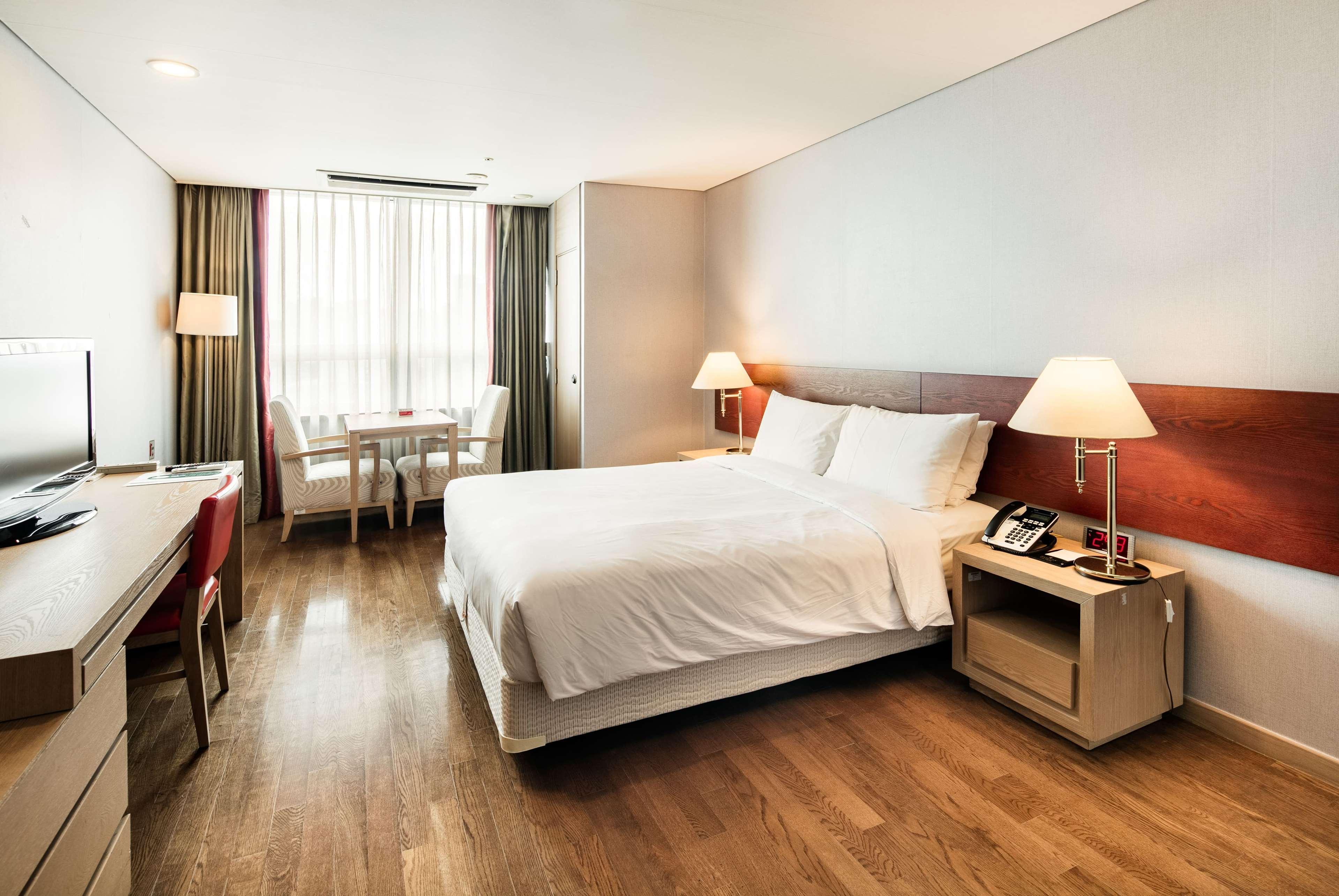 Ramada Hotel&Suites Seoul Namdaemun Exterior foto