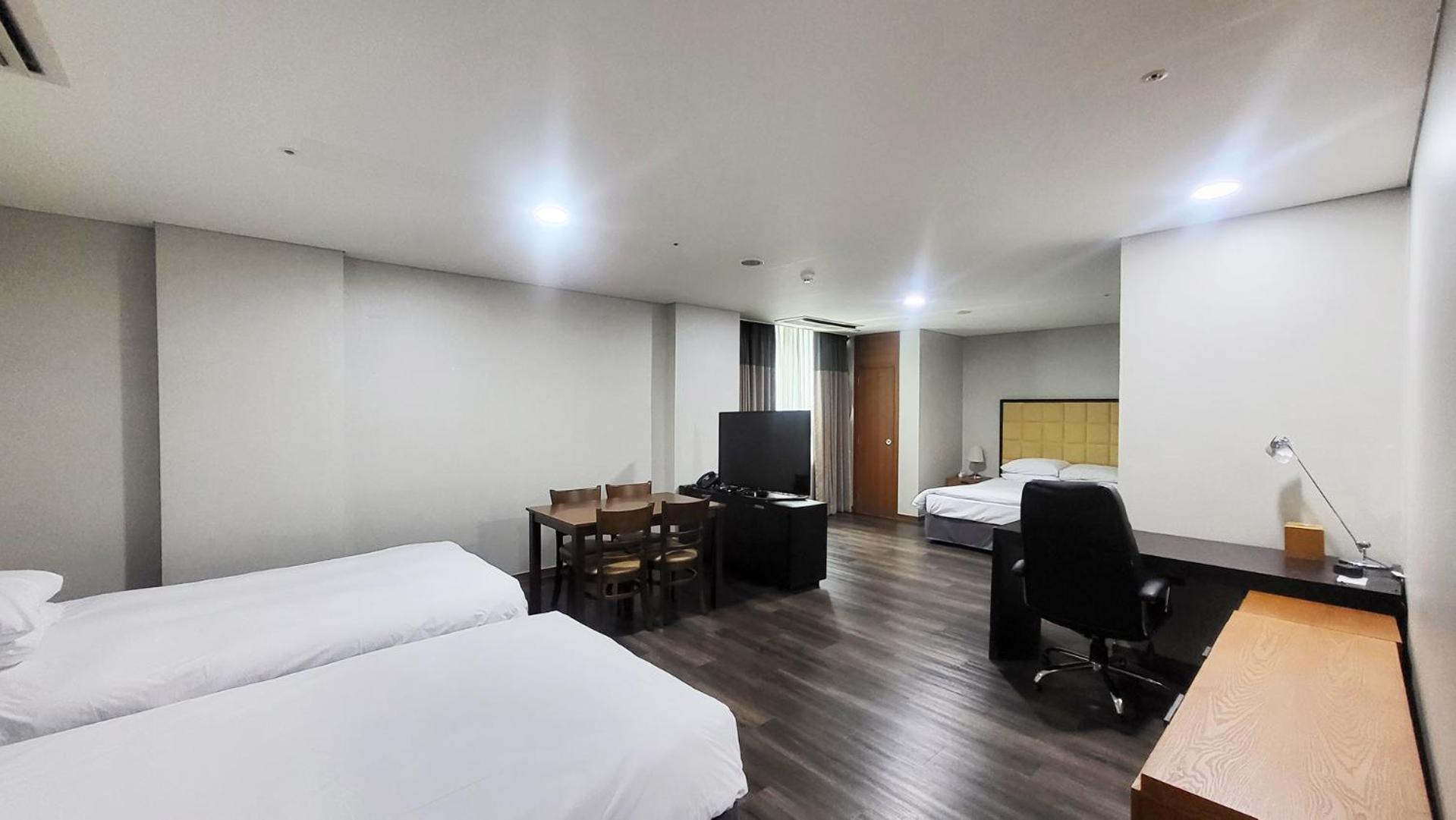 Ramada Hotel&Suites Seoul Namdaemun Exterior foto